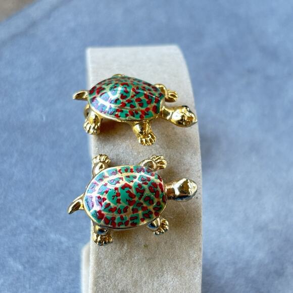 Lovely Vintage Green & Red Enamel Turtle Screw-back Earrings Gold-tone - Picture 14 of 16